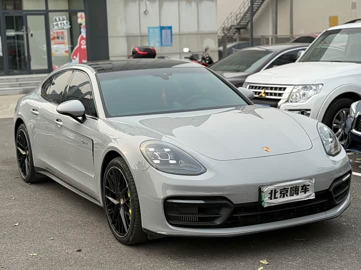 Фото 3 - Porsche Panamera Hybrid
