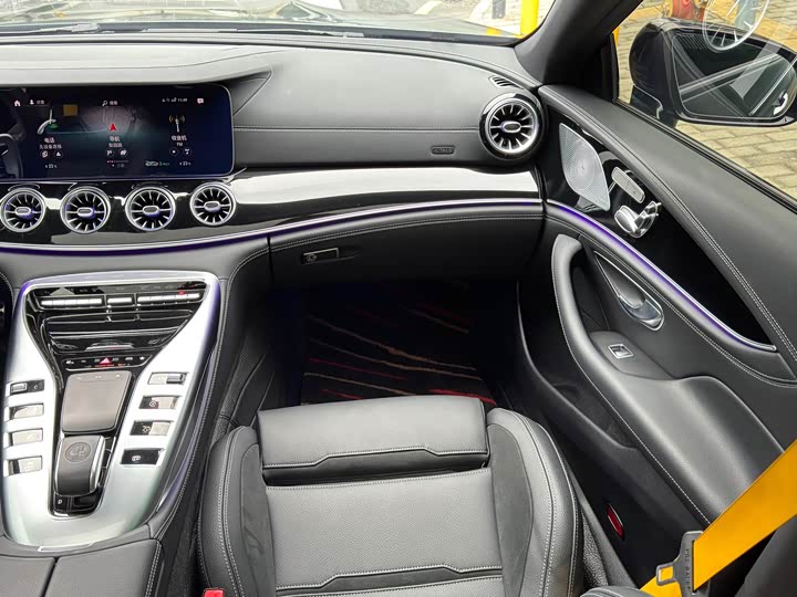 Фото 17 - Mercedes-Benz AMG GT