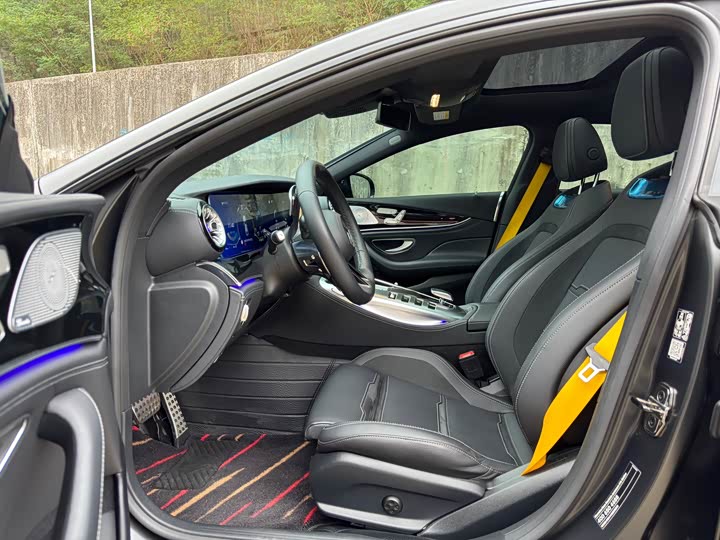 Фото 19 - Mercedes-Benz AMG GT