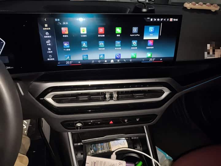 Фото 15 - BMW i3