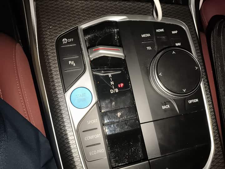 Фото 16 - BMW i3