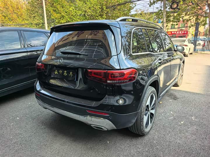 Фото 12 - Mercedes-Benz GLB-Class