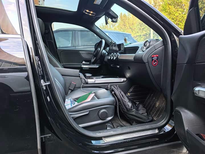 Фото 8 - Mercedes-Benz GLB-Class