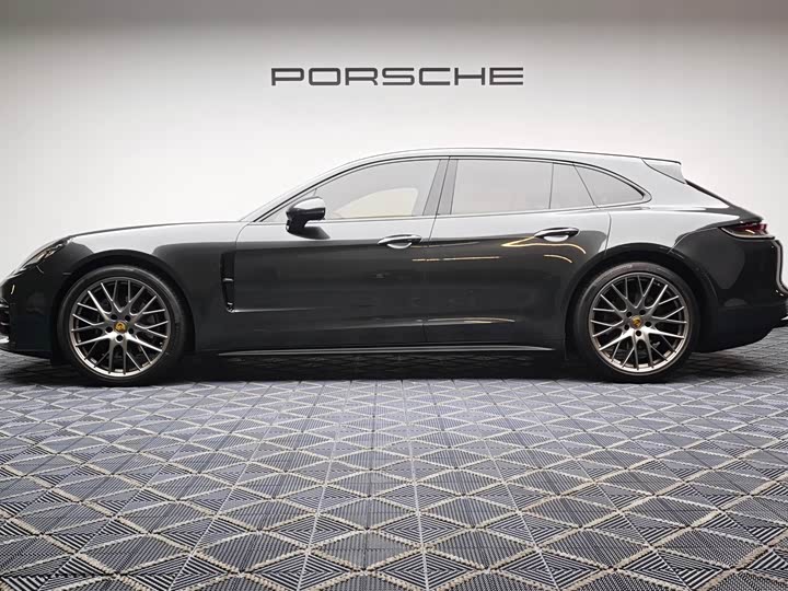 Фото 7 - Porsche Panamera