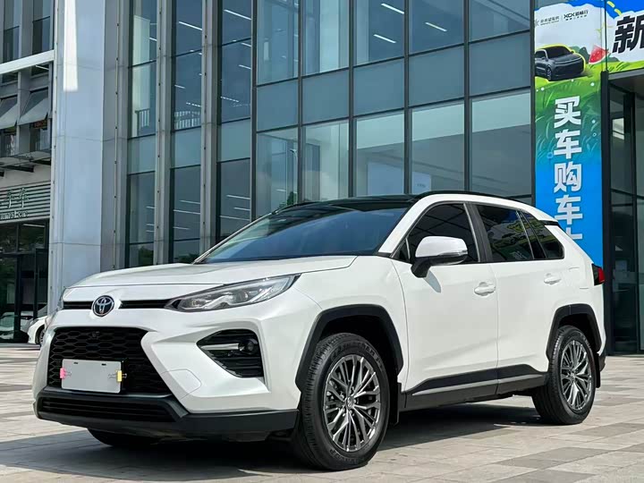 Фото 1 - Toyota Wildlander