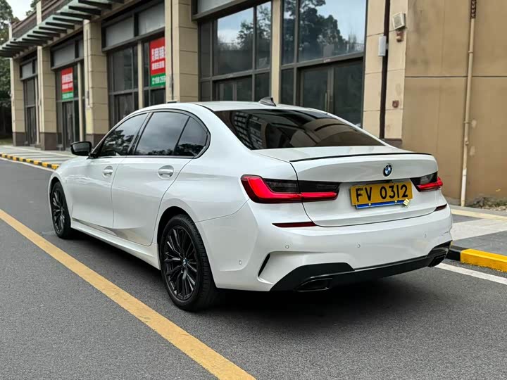 Фото 6 - BMW 3 Series