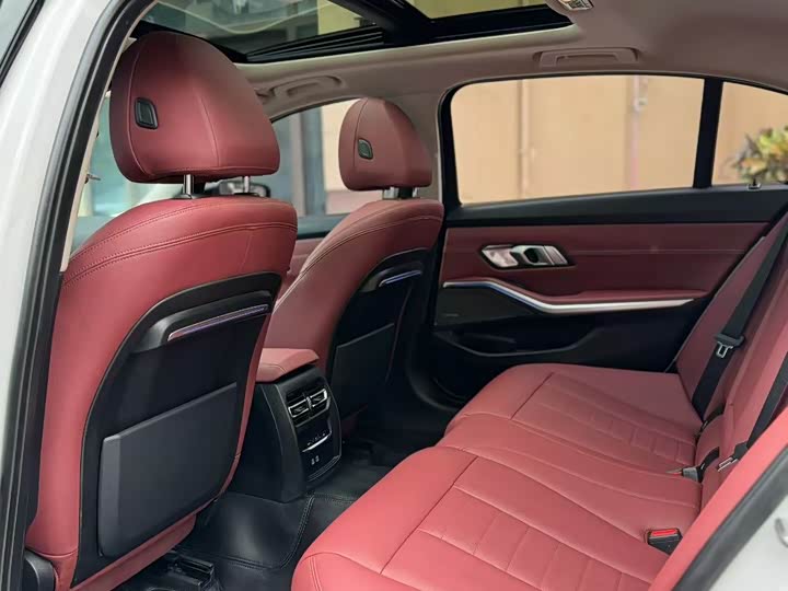 Фото 9 - BMW 3 Series