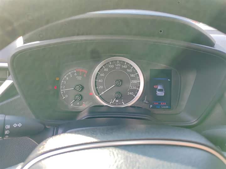 Фото 12 - Toyota Corolla