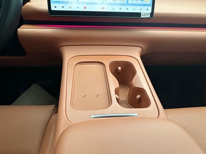 Фото 10 - Leapmotor C16