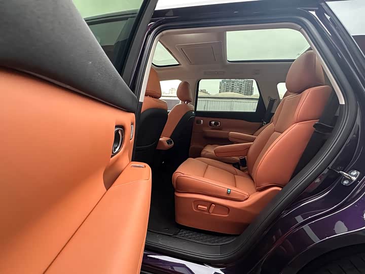 Фото 16 - Leapmotor C16