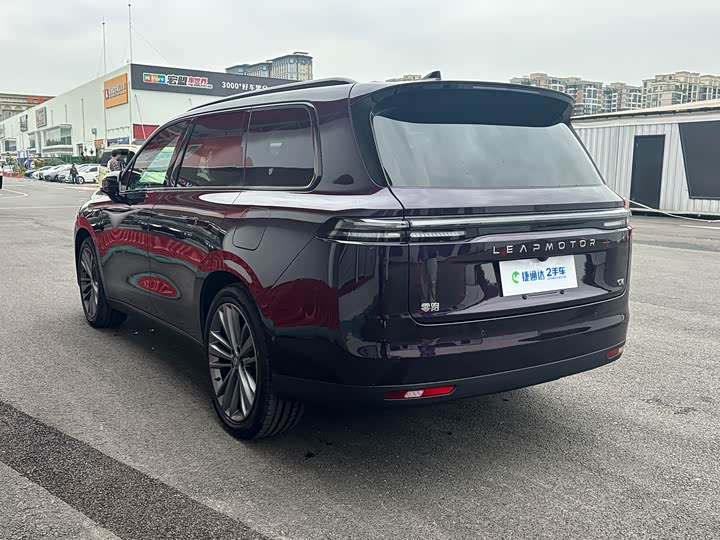 Фото 19 - Leapmotor C16