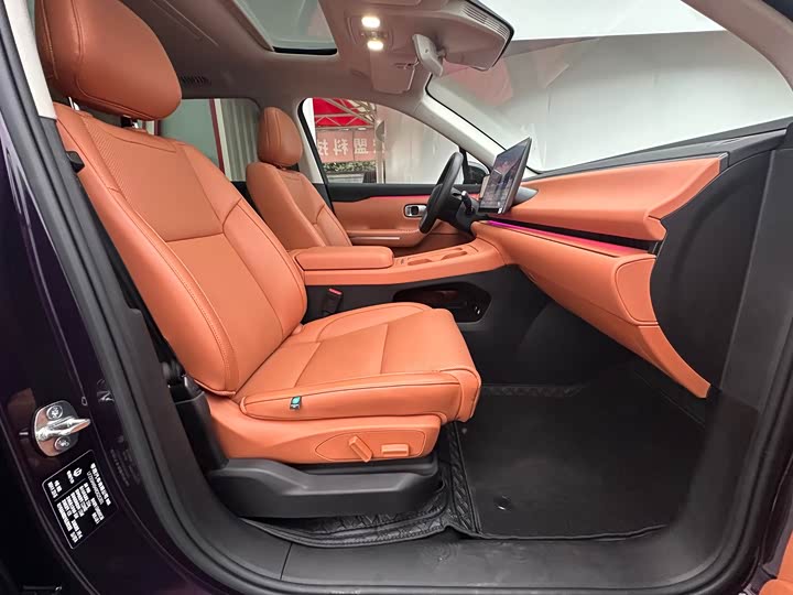 Фото 20 - Leapmotor C16