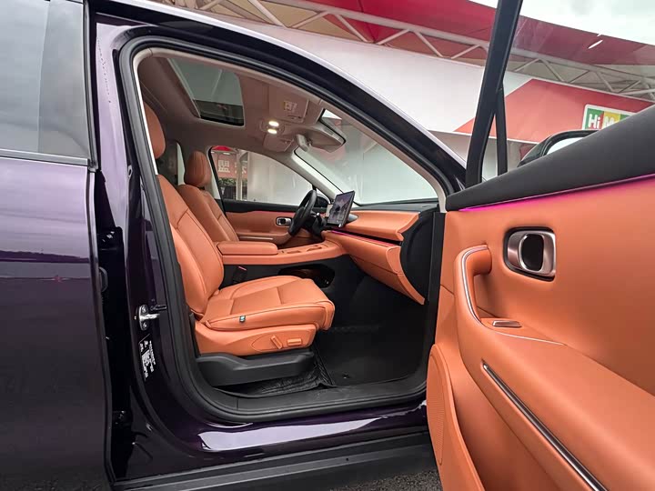 Фото 28 - Leapmotor C16