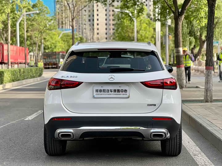 Фото 11 - Mercedes-Benz GLA-Class