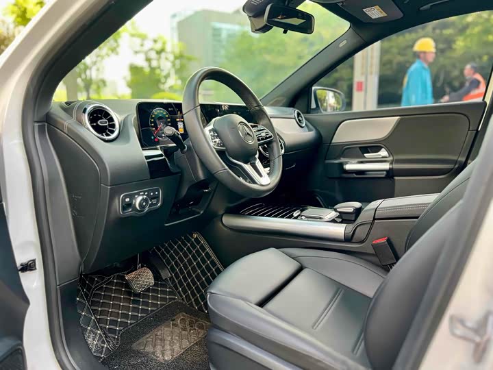 Фото 5 - Mercedes-Benz GLA-Class