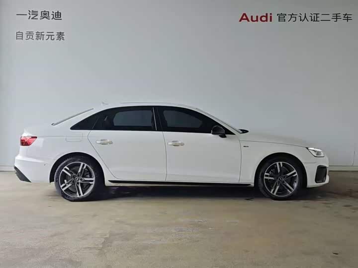 Фото 3 - Audi A4L