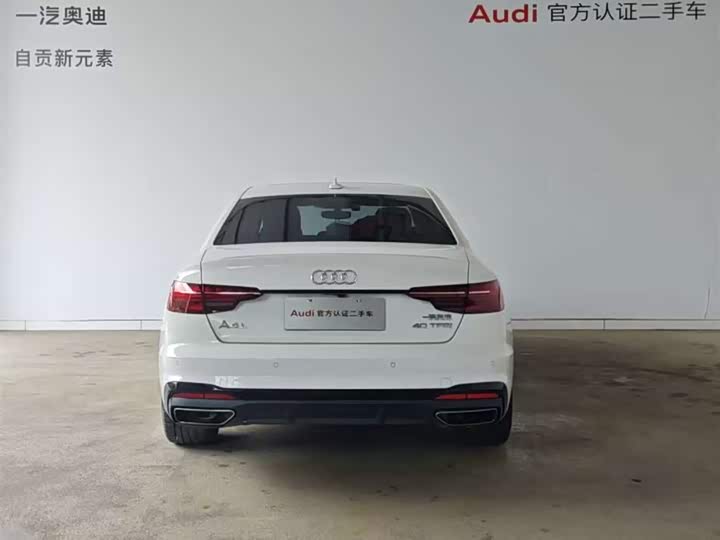 Фото 9 - Audi A4L