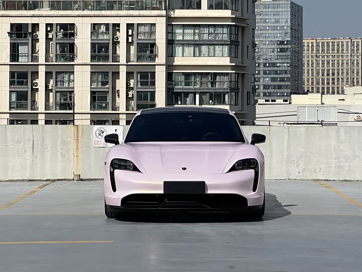 Фото 3 - Porsche Taycan