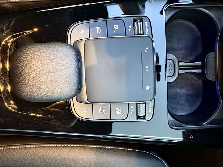 Фото 18 - Mercedes-Benz A-Class AMG