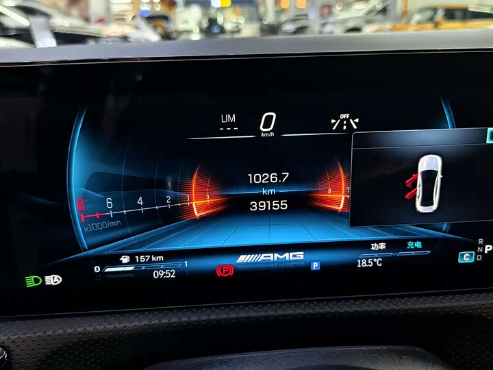 Фото 22 - Mercedes-Benz A-Class AMG