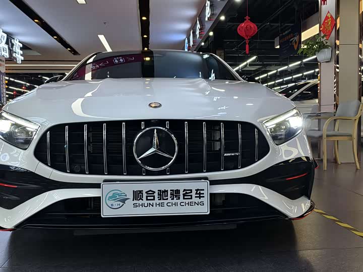 Фото 3 - Mercedes-Benz A-Class AMG