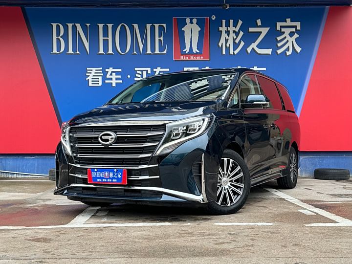 Фото 1 - GAC Trumpchi M8