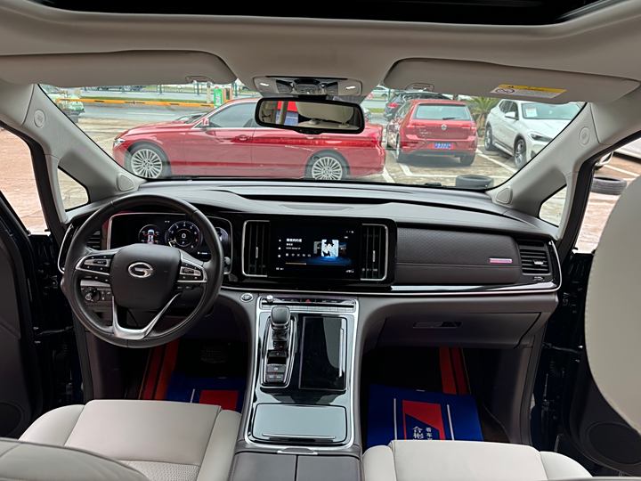 Фото 17 - GAC Trumpchi M8