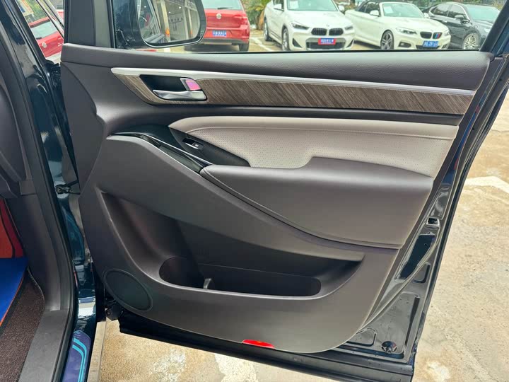 Фото 18 - GAC Trumpchi M8