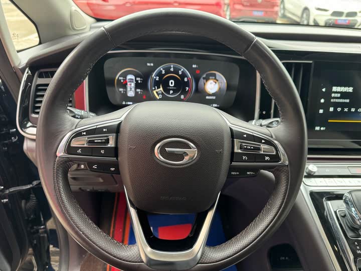 Фото 22 - GAC Trumpchi M8