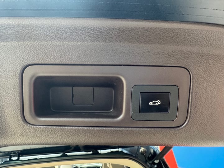 Фото 28 - GAC Trumpchi M8