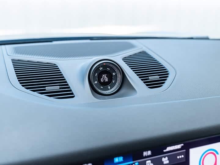 Фото 23 - Porsche Cayenne