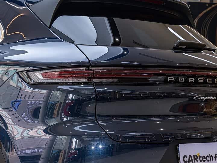 Фото 9 - Porsche Cayenne