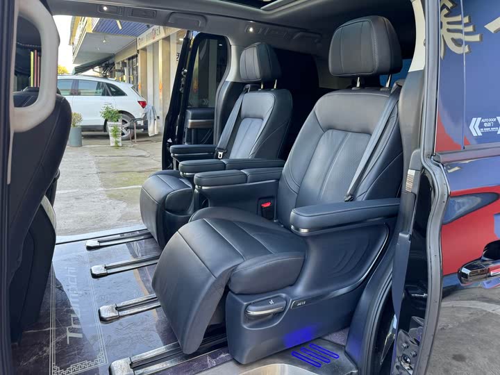 Фото 13 - GAC Trumpchi M8