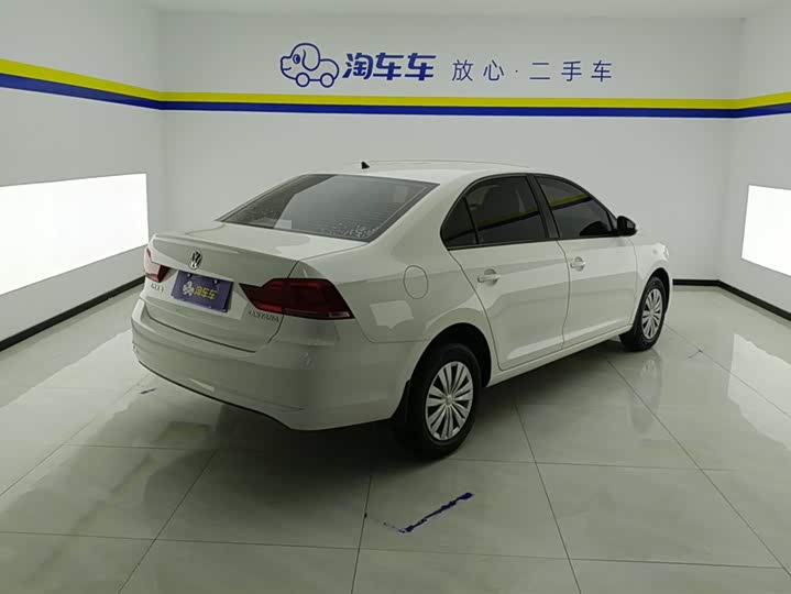 Фото 3 - Volkswagen Santana