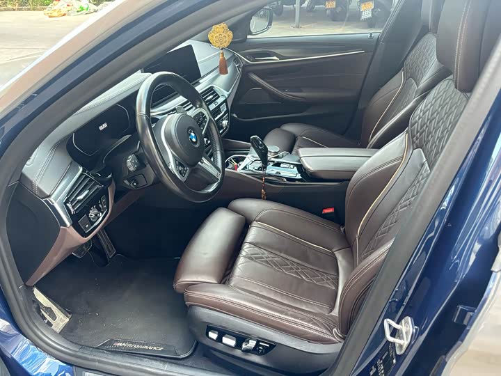 Фото 2 - BMW 5 Series