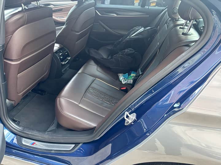 Фото 3 - BMW 5 Series