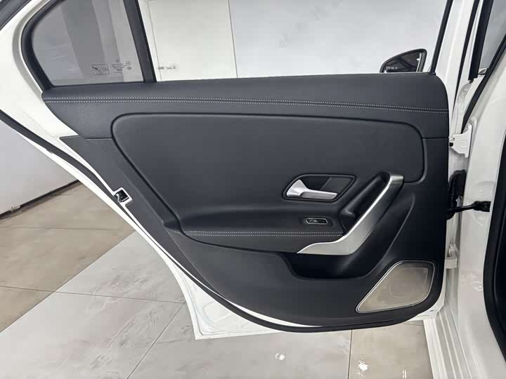 Фото 20 - Mercedes-Benz A-Class