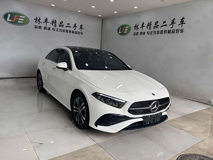 Фото 3 - Mercedes-Benz A-Class