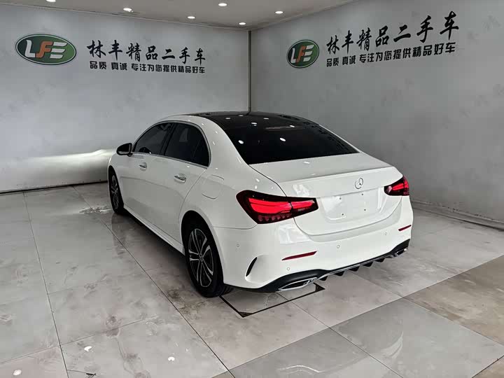 Фото 7 - Mercedes-Benz A-Class