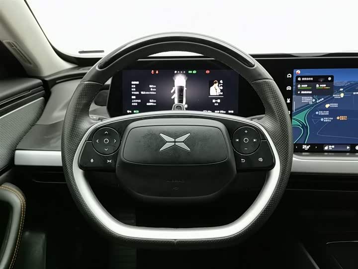 Фото 11 - XPeng P7