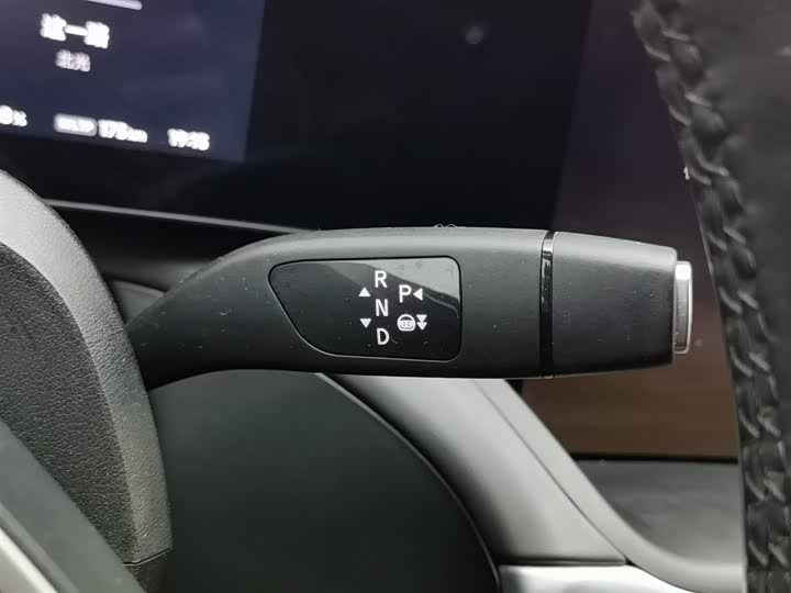 Фото 13 - XPeng P7