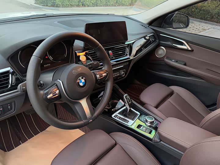 Фото 10 - BMW 1 Series