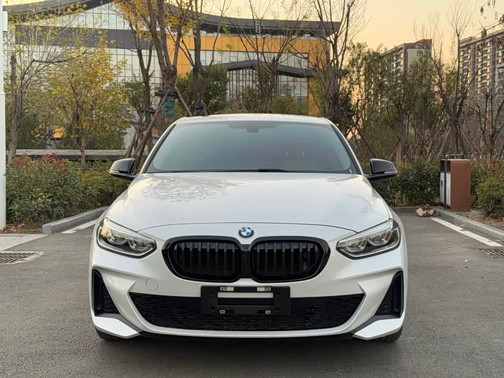 Фото 2 - BMW 1 Series