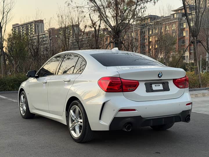 Фото 5 - BMW 1 Series