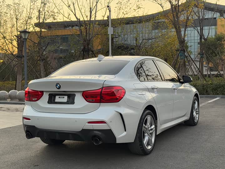 Фото 6 - BMW 1 Series