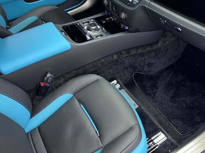 Фото 7 - Rolls-Royce Wraith