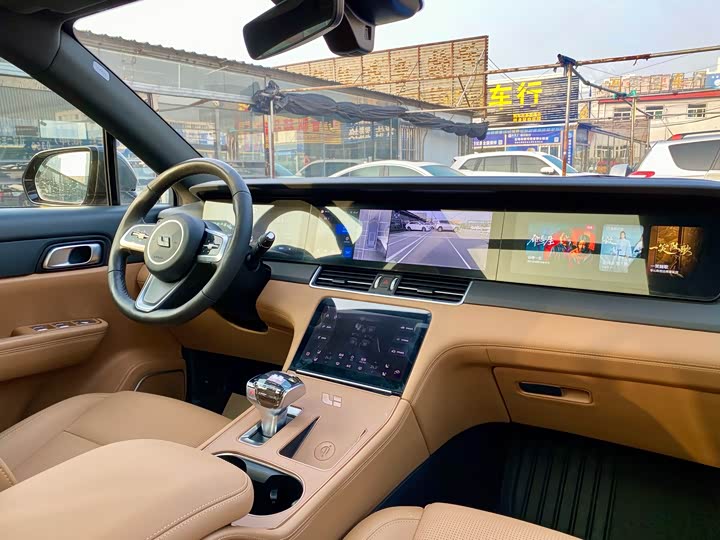 Фото 8 - LiXiang One