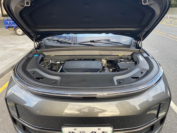 Фото 22 - LiXiang L8