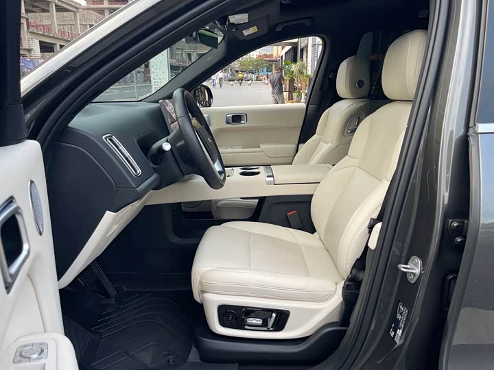 Фото 7 - LiXiang L8