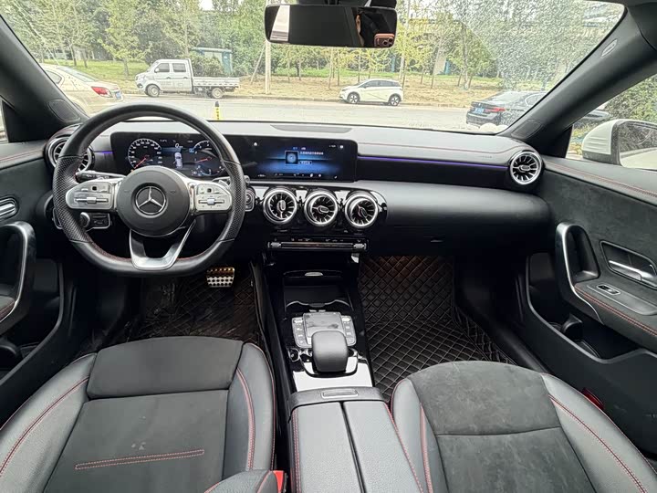 Фото 5 - Mercedes-Benz CLA-Class